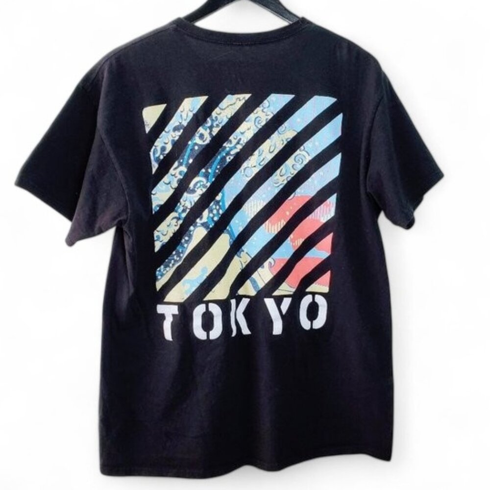The Young and Wild Tokyo Tidal Wave Graphics Tee Shirt L